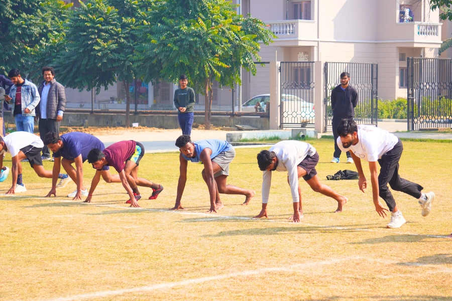 TMU students participating in a campus race